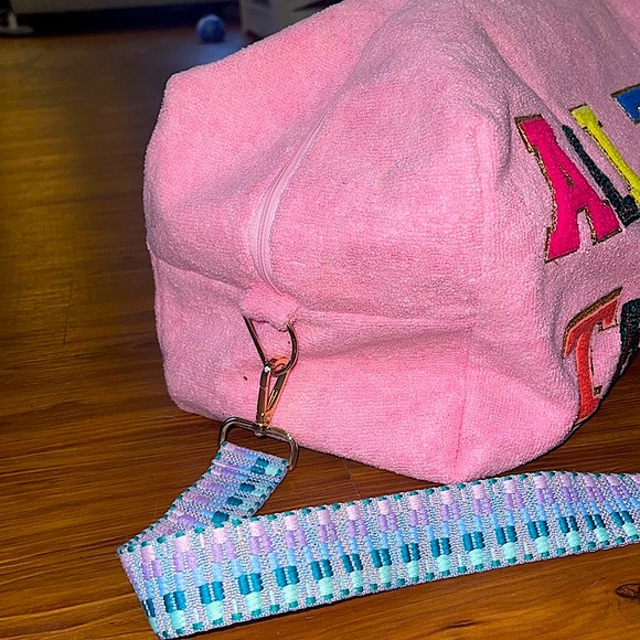 ‼️LAST ONE‼️ 🆕🩷JUDITH MARCH: Large Pink Terry Cloth Bag - Picture 4 of 6